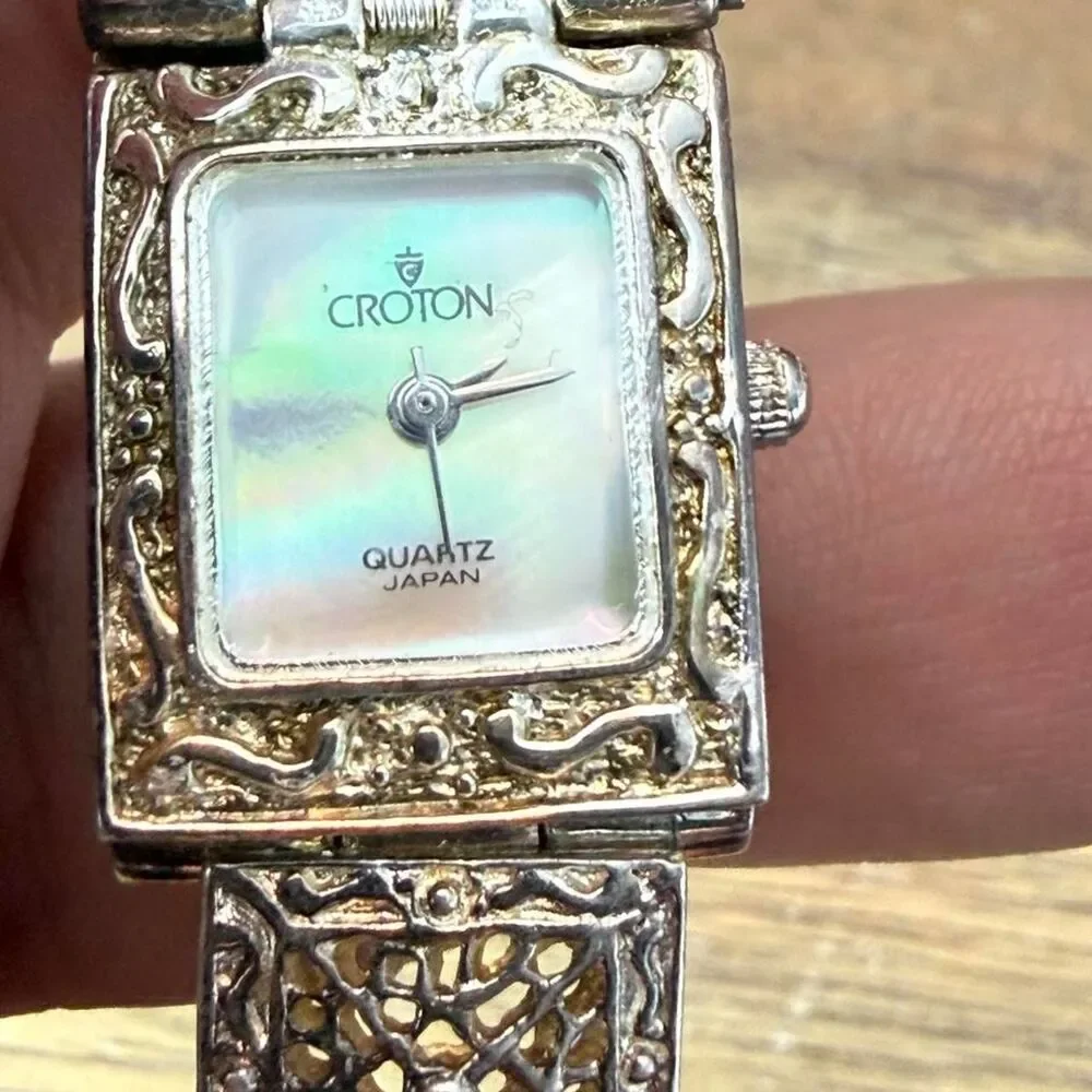 Unbranded Women's Silver and Grey Watch